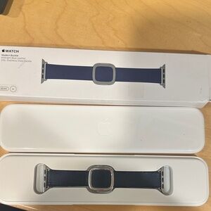 Apple Watch Modern Buckle - Navy